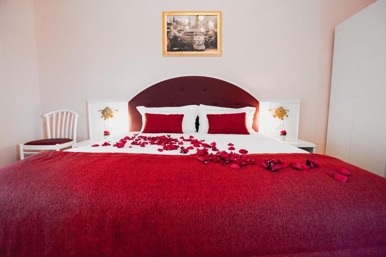 Boutique Hotel Casa Faccioli โบโลญญา ภายนอก รูปภาพ